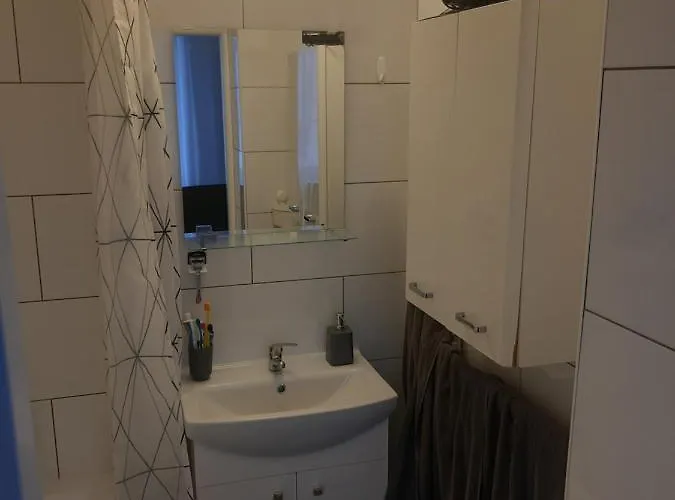 Appartement Prague In Near Golf Club, Aqua-hipo-autodrom In